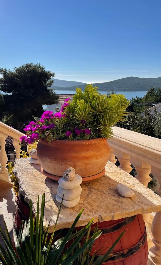 Apartments Villa Ra Жаборич Экстерьер фото