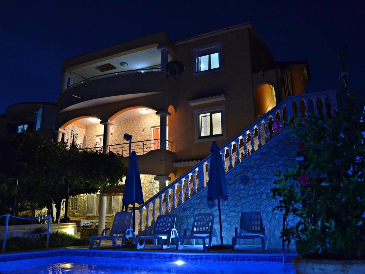 Apartments Villa Ra Жаборич Экстерьер фото